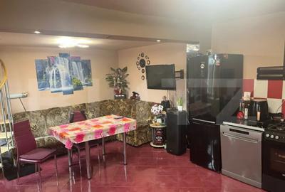 Casă cu 3 camere cu Teren 333 Mp în Central - 1