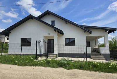 Casa 110mp 3 camere 2 bai, predare imediata Dumesti - 3