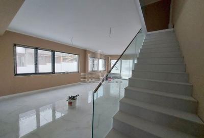 Casa exclusivista/279 mp+80 mp sp.dep./zona Wonderland. - 2