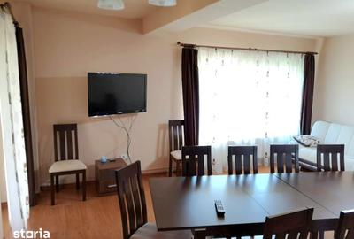 Casă cu 5 camere cu Teren 1600 Mp în Golești - 7