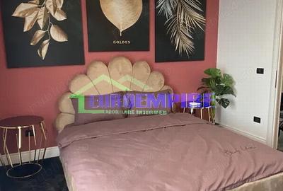 Apartament cu 4 camere decomandat în Central - 4