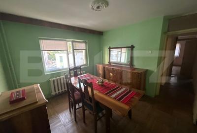 Apartament cu 4 camere, 80 mp, zona CUG - 15