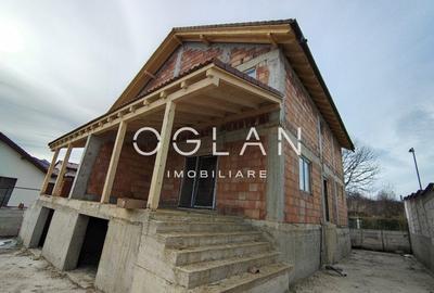 Duplex cu 4 camere cu Canalizare în Central - 5