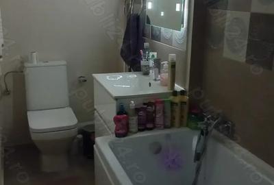 Apartament cu 3 camere decomandat în Central - 2