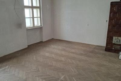 Apartament cu 2 camere nedecomandat în Centrul Istoric - 10