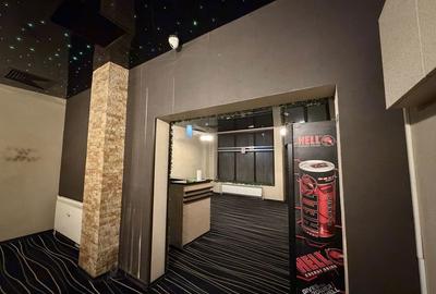 Spațiu comercial, de 70 mp, în Central - 3