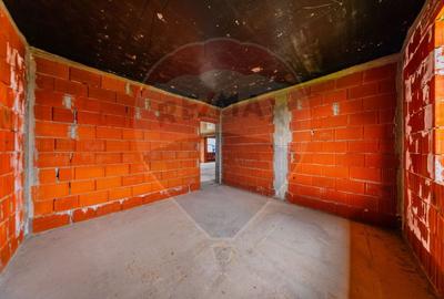 Casa / Vila la rosu Zimand-cuz - 8