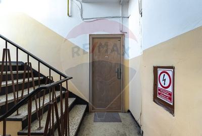Apartament cu 2 camere decomandat, mobilat în Tractorul - 21
