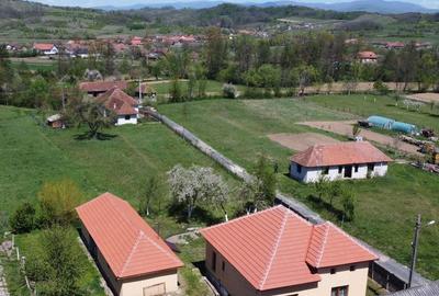 Casă cu 4 camere în Brotuna - 3