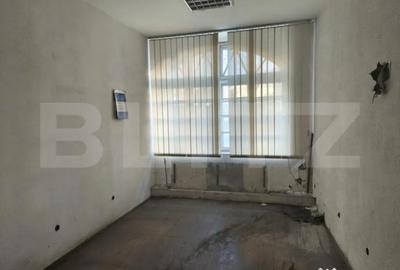 Spațiu comercial, de 1,883 mp, în Central - 11