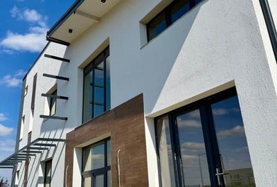 Vilă individuală exclusivistă, 5 camere 300mpu, teren 900mp, pădure Balotești - 2