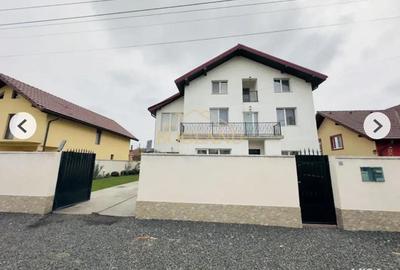 Casă cu 6 camere în Dudeștii Noi - 11