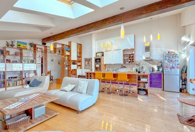 Apartament cu 3 camere decomandat, mobilat în Central - 2