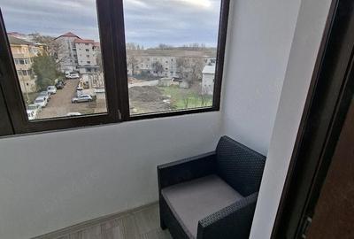 Apartament cu 3 camere decomandat în Brăilei - 7