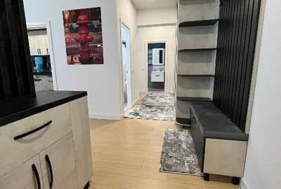 Apartament cu 2 camere semidecomandat, mobilat în Baza 3 - 3