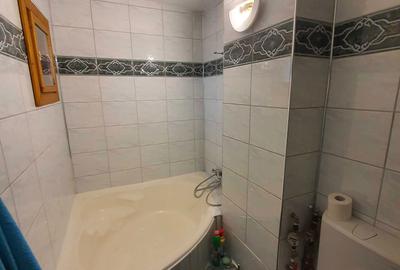 Apartament cu 3 camere decomandat în Exterior Vest - 16