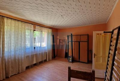 Casă cu 4 camere cu Canalizare în Băița - 5