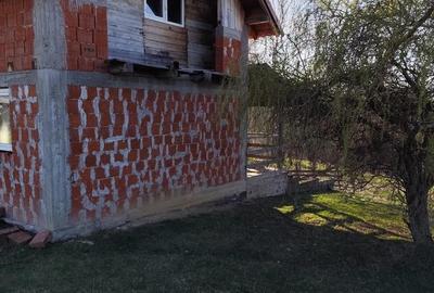 Casă cu Teren 2000 Mp în Loranta - 2