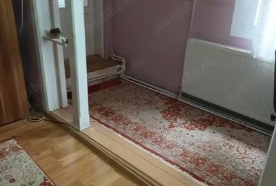 Casă cu 4 camere în Barieră - 1
