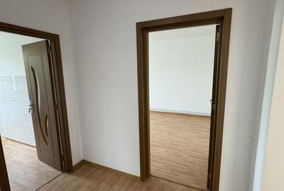 Apartament cu 3 camere decomandat în Central - 1