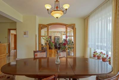 Vila impunatoare, rezidenta cu pretentii, Tractorul, Brasov - 35
