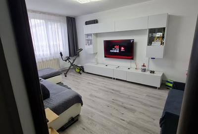Apartament cu 4 camere decomandat în Exterior Vest - 8