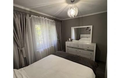 Apartament cu 3 camere decomandat în Vitan - 8