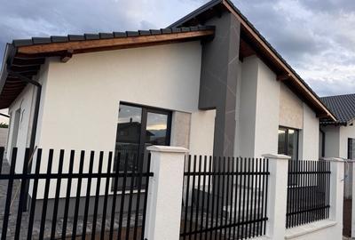 Casă individuală cu 4 camere cu Teren 612 Mp în Micești - 3