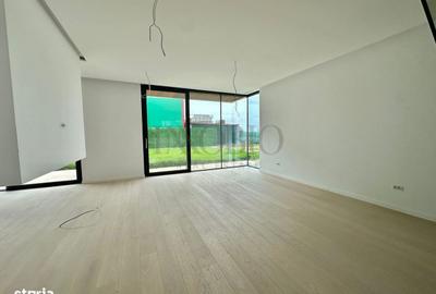 Casă cu 5 camere cu Teren 400 Mp în Central