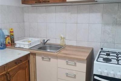 Apartament cu 3 camere decomandat, mobilat în Nicolina - 5