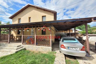 Casă cu 4 camere în Filipeștii de Pădure - 1
