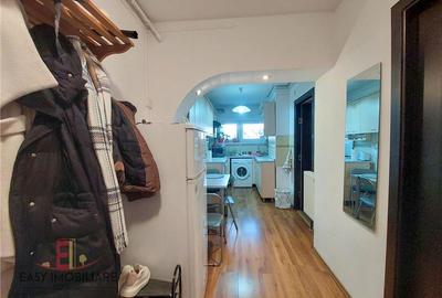 Apartament cu 2 camere decomandat în Cornișa - 7