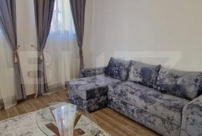 Casa renovata complet Schei, mobilata luminoasa curte individuala - 2