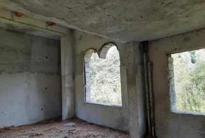 Conac situat in Breaza cu 2340 mp teren - 4