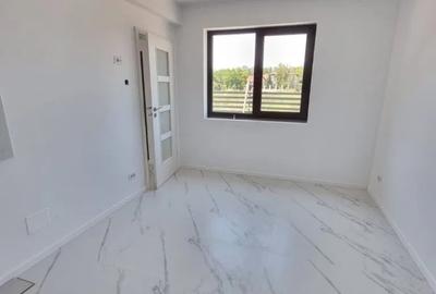 Casă individuală cu 3 camere cu Canalizare în Central - 2