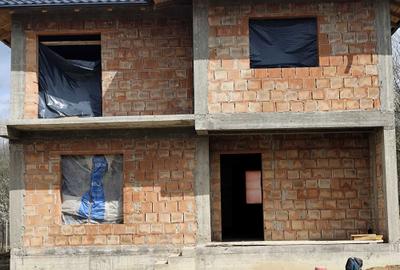 Casă cu 4 camere în Găgeni - 3