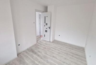 Aproape De Castelul Cantacuzino Aproape De Castelul Cantacuzino - 8