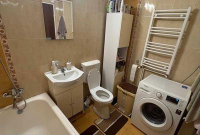 Apartament cu 3 camere decomandat în Central - 2