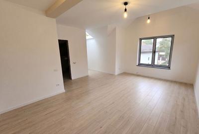 Apartament cu 2 camere decomandat în Zamora - 2