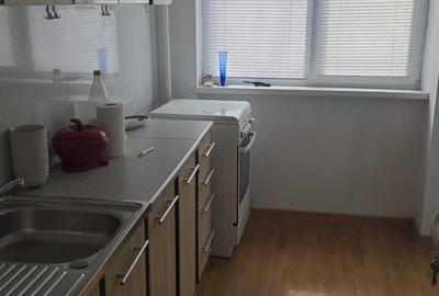 Apartament cu 2 camere semidecomandat în Vatra Luminoasă - 1
