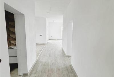 CASA 4 CAMERE, HARMAN - 3