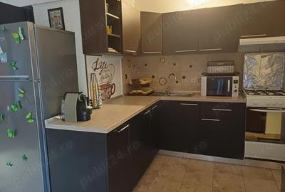Apartament 3 camere, zona reziden?iala linistita Mamaia Sat - 3