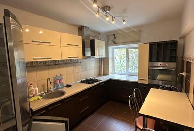 De închiriat apartament 3 camere Șoseaua Vergului - 2