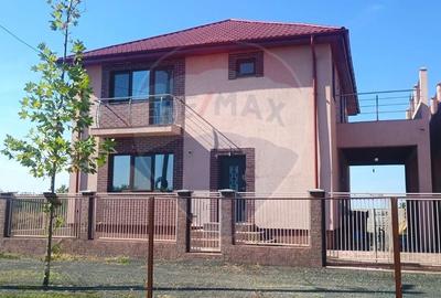 Casa individuala spatioasa cu 5 camere de vanzare in Corbeanca - 2