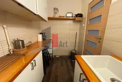 APARTAMENT 2 CAMERE -SALA PALATULUI - 12
