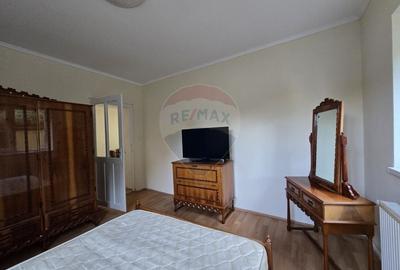 Casă cu 5 camere de vânzare în zona Central comision 0 - 9