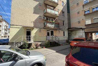 Spațiu comercial, de 80 mp, în Ultracentral - 12