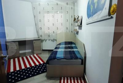 Apartament cu 4 camere, 80 mp, zona Micro 15 - 8