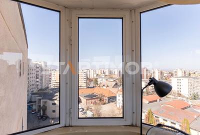 Apartament cu 4 camere decomandat în 13 Decembrie - 17
