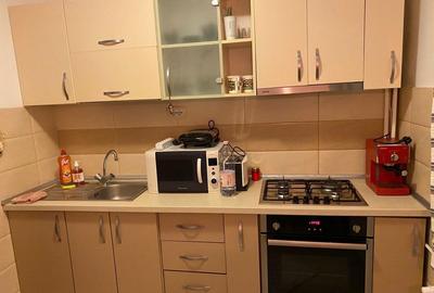 Garsonieră decomandată în Eroii Revoluției - 1